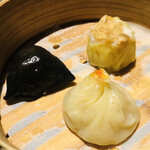 series - 上海蟹小龍包　ポルチーニ焼売　トリュフ海老蒸し餃子