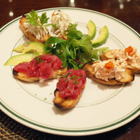 ウルフギャング・ステーキハウス 丸の内店 - シーフードクロスティーニ(1000円・税サ別)