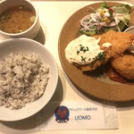 ワインとオマール海老の店 UOMO - 
