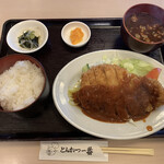 とんかつ一番 - とんかつ(ロース)定食 800円