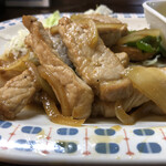 居喰処 光 - 2020/11/09
      本日の日替り 豚ロース生姜焼き定食 500円
