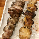 こたつ屋 - せせり、ぼんじり