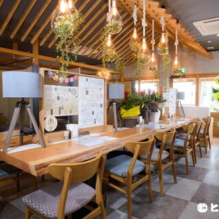 選ぶ時間も楽しくなる、バラエティ豊かな日本各地からの果実酒