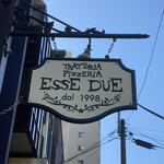 ESSE DUE - 