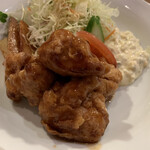 Youshokudou Hanaya - ゴロッと鶏モモ肉が4つも！