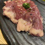 Tori niku senmon yakiniku nanahachi - 心臓