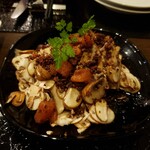 キュイジーヌR - マッシュルームのアンチョビソース