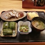 Akadama Shokudou - 太刀魚の塩焼定食(わさび寿司に変更)