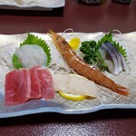 民宿 鈴せい - お刺身もたっぷりですよ！