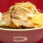 ラーメン二郎 - ラーメン小＋ニンニク多め＋ショウガ半分