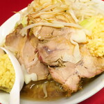 ラーメン二郎 - ラーメン小＋ニンニク多め＋ショウガ半分
