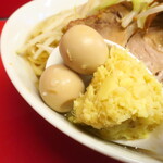 ラーメン二郎 - ショウガ半分