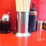 ラーメン二郎 - 卓上調味料