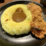 Tsuboyaki Kare Kitonando Thikeba - やはりセンターにカレー"イン"ですね