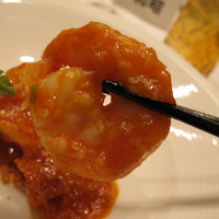 鴻臚 - 海老チリ　丸々プリプリで　美味しい
