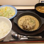 Matsuya - :黒トリュフソースのビーフハンバーグ定食