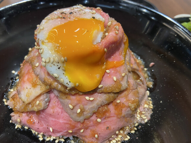 ローストビーフ丼 やまと イオンモール高崎フードコート 群馬総社 丼もの その他 食べログ ローストビーフ丼 やまと イオンモール高崎フードコート 群馬総社 丼もの その他 食べログ