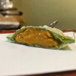 江戸前晋作 - 昆布森 蝦夷馬糞雲丹の大葉巻