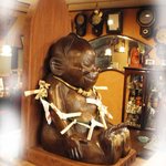 BILLIKEN.DO - 店内の福の神ビリケン