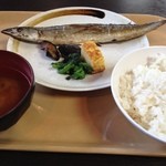 キッチン湾 - 秋刀魚定食