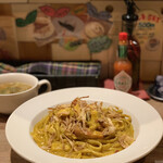 ナナイロパスタ - カレーぺぺたま 1,180円 ＋ 250円。