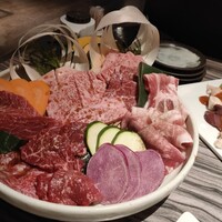 焼肉 べこ亭 たまプラーザ本店 - 