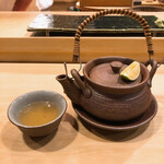 鮨處つの田 - 松茸と鱧の土瓶蒸し