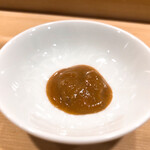 鮨處つの田 - 平目の肝ソース