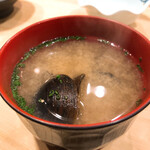 鮨處つの田 - 大しじみの味噌汁