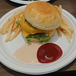 Ali's Friend Cafe & Restaurant  - アリーズチーズバーガー