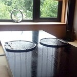 京かのこ - テーブル