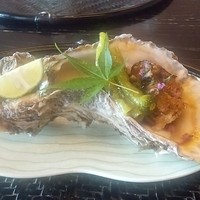 京かのこ - 焼き物　岩牡蛎