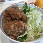 レストラン・ポモドーロ - チキン竜田揚げ丼ハーフ600円