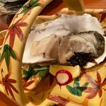 超特大　仙鳳趾牡蠣　