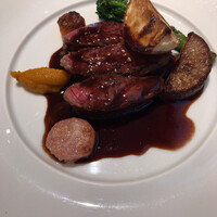 フランス料理 ル・クール - アンガス牛のバベットステーキ 赤ワインソース