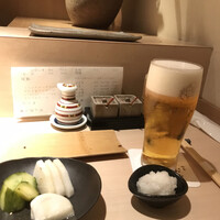 焼鳥 おみ乃 - 縦置きの箸（韓国風）