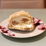 隠れ家ダイニング ソラマ - 洋梨のロールケーキ＠ビスキュイ生地に大きな自家製洋梨のコンポートがロール