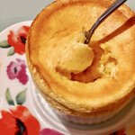 隠れ家ダイニング ソラマ - スフレ＠スプーンをイン！湯気が上がってきました