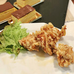 隠れ家ダイニング ソラマ - 鶏の唐揚げ＠お子さんが虎視眈眈と狙い瞬殺！