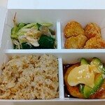 パリヤ - DELI BOX(弁当) 1,242円 ♪ 