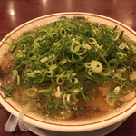 新福菜館 - 中華そば　ネギ多め