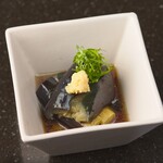 Root's - 