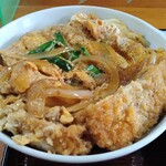 相模屋食堂 - 肉が薄い気がしたのは重に対応してるからか。