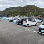 讃岐うどん がもう - 広い駐車場^ ^