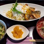 魚初 - 日替わり定食(800円)