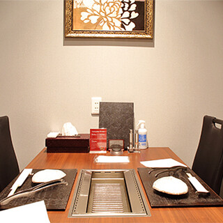 適合2至4位客人的包廂