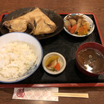 Naritaya - カレイ煮付け定食1200円。
