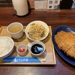とんかつ kitchen かもめ亭 - 