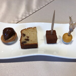 ロワゾー・パー・マツナガ - 