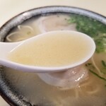 龍虎軒 - ラーメンのスープ